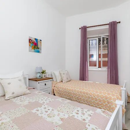 Ponte Romana-riverside With Sun Terrace 타비라